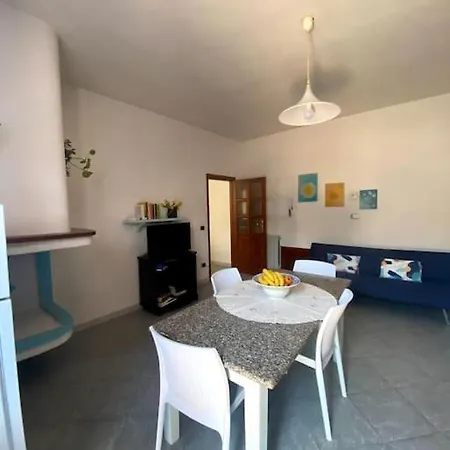 Casa Di Sam, Grazioso Appartement Olbia